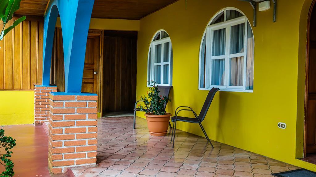 Hotel Tangara Arenal B&B La Fortuna Exterior photo